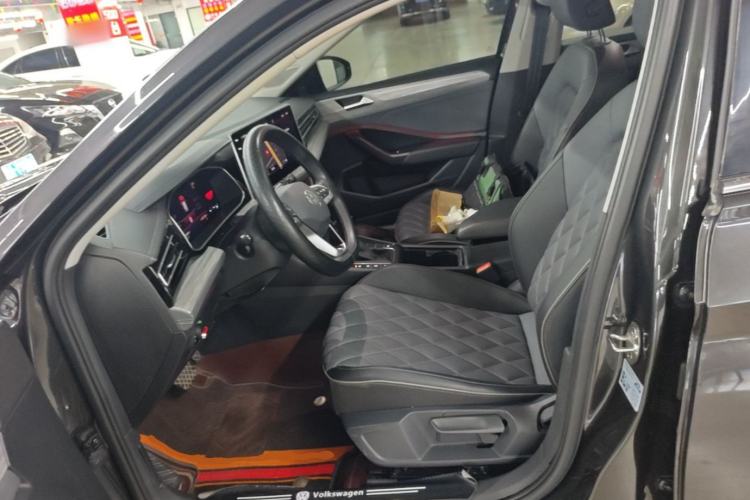 Used Volkswagen Sagitar 2023 300TSI DSG Excellence Edition Left Front Seat