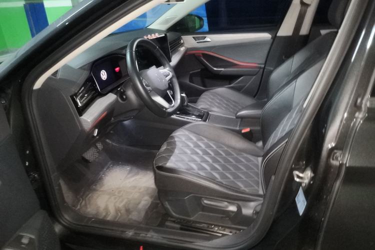 Used Volkswagen Sagitar 2023 300TSI DSG Excellence Edition Left Front Seat