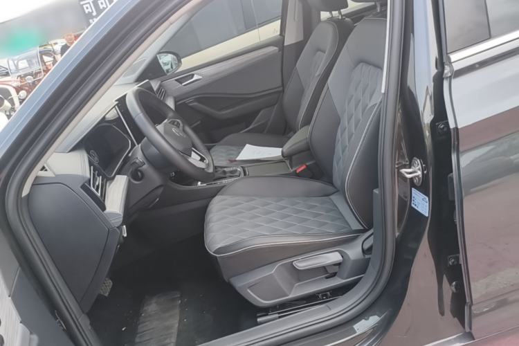 Used Volkswagen Sagitar 2023 300TSI DSG Excellence Edition Left Front Seat