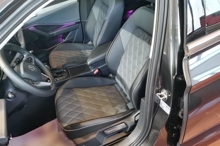 Used Volkswagen Sagitar 2023 280TSI DSG Excellence Edition Left Front Seat