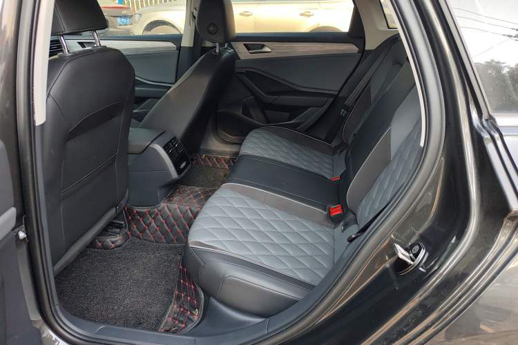 Used Volkswagen Sagitar 2023 300TSI DSG Excellence Edition Left Rear Seat