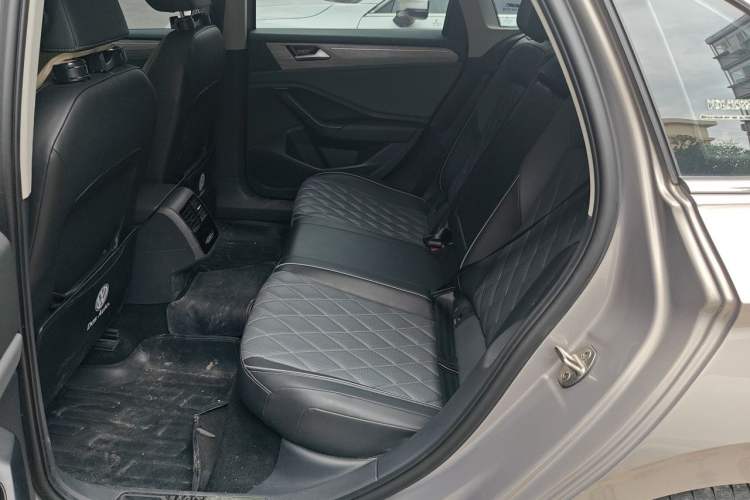 Used Volkswagen Sagitar 2023 300TSI DSG Excellence Edition Left Rear Seat