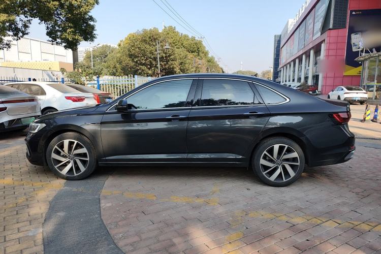Used Volkswagen Sagitar 2023 300TSI DSG Excellence Edition Left Side