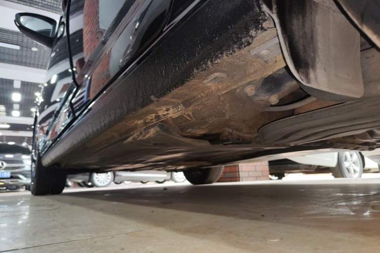 Used Volkswagen Sagitar 2023 200TSI DSG Excellence Edition Left Side Sill