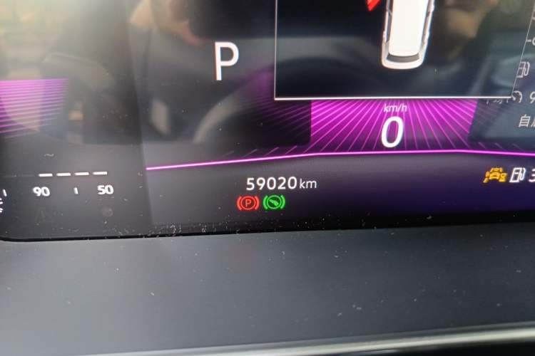 Used Volkswagen Sagitar 2023 300TSI DSG Excellence Edition Odometer Close Up