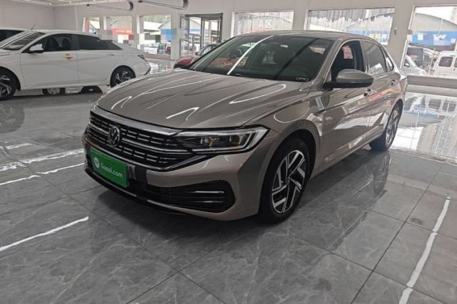 Gebrauchter Volkswagen Sagitar 2023 300TSI DSG Excellence Edition