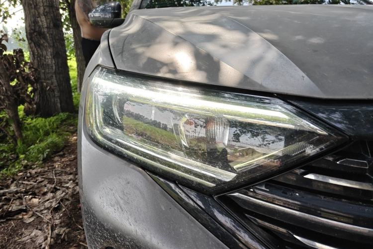 Used Volkswagen Sagitar 2023 280TSI DSG Excellence Plus Edition Right Front Headlight