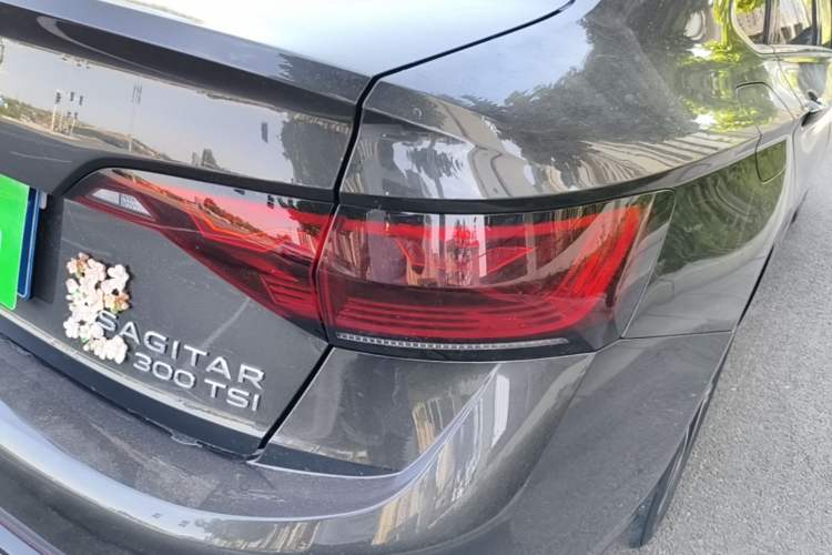 Used Volkswagen Sagitar 2023 300TSI DSG Excellence Edition Right Rear Taillight