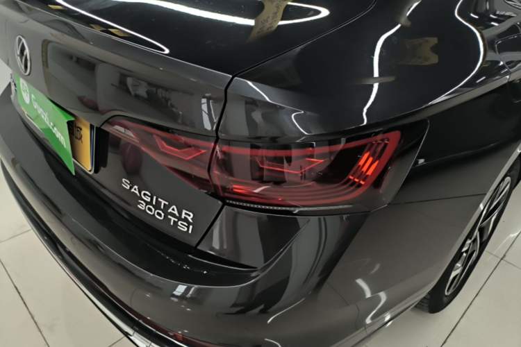 Used Volkswagen Sagitar 2023 300TSI DSG Excellence Edition Right Rear Taillight