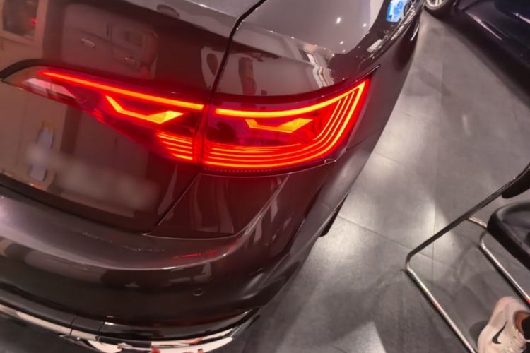 Used Volkswagen Sagitar 2023 300TSI DSG Excellence Edition Right Rear Taillight