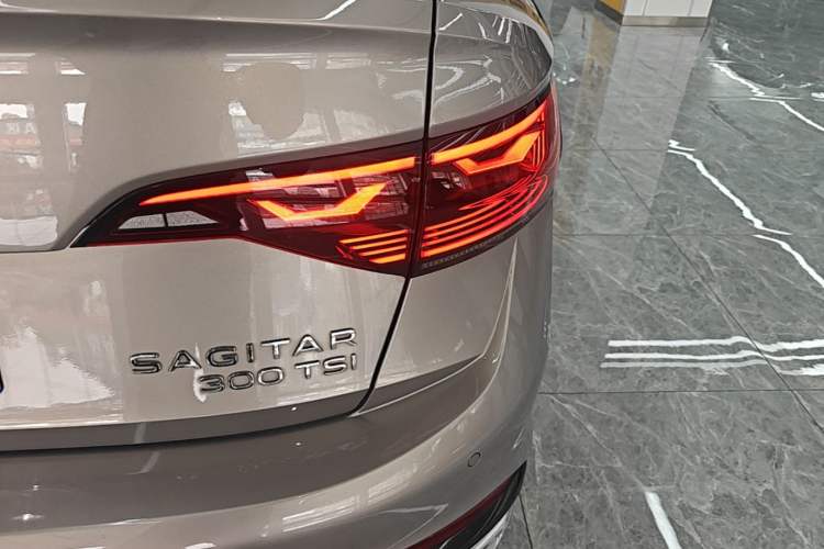 Used Volkswagen Sagitar 2023 300TSI DSG Excellence Edition Right Rear Taillight