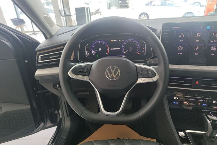 Used Volkswagen Sagitar 2023 300TSI DSG Excellence Edition Steering Wheel