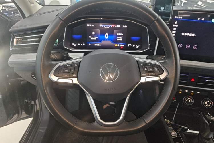 Used Volkswagen Sagitar 2023 300TSI DSG Excellence Edition Steering Wheel