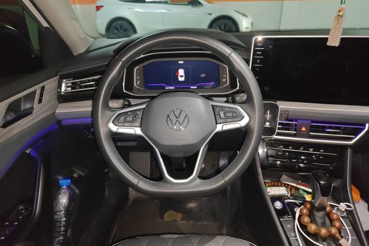 Used Volkswagen Sagitar 2023 280TSI DSG Excellence Edition Steering Wheel