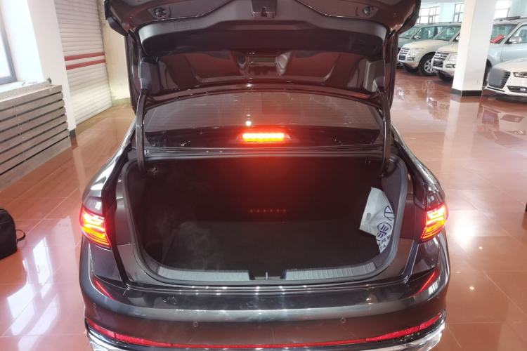 Used Volkswagen Sagitar 2023 280TSI DSG Excellence Edition Trunk