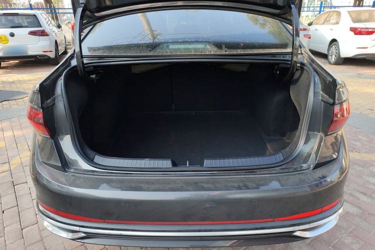 Used Volkswagen Sagitar 2023 300TSI DSG Excellence Edition Trunk