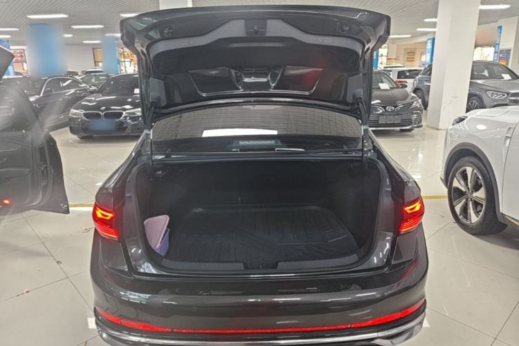 Used Volkswagen Sagitar 2023 300TSI DSG Excellence Edition Trunk