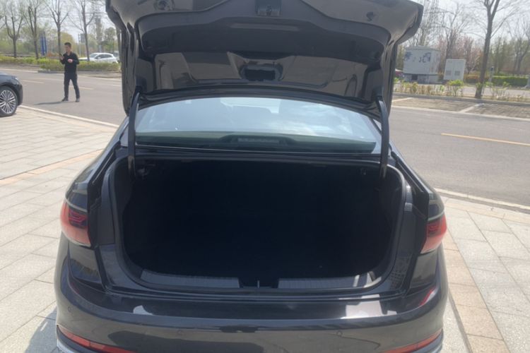 Used Volkswagen Sagitar 2023 300TSI DSG Excellence Edition Trunk