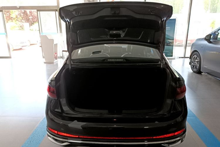 Used Volkswagen Sagitar 2023 300TSI DSG Excellence Edition Trunk