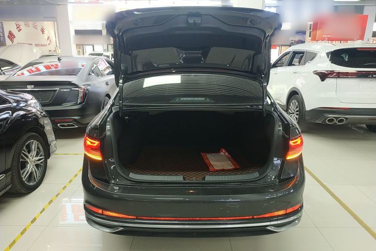 Used Volkswagen Sagitar 2023 300TSI DSG Excellence Edition Trunk