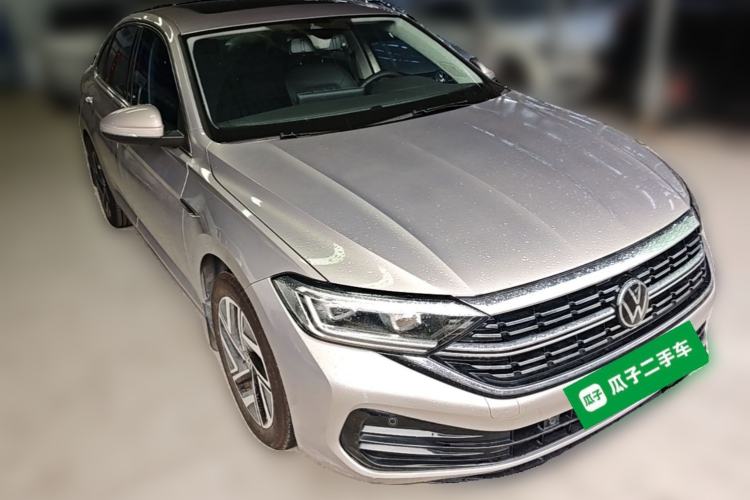Used Volkswagen Sagitar 2023 300TSI DSG Excellence Edition Front Right 45 Deg