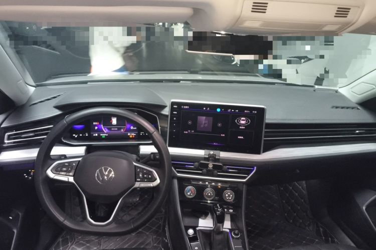Used Volkswagen Sagitar 2023 280TSI DSG Beyond Lite Edition Center Console