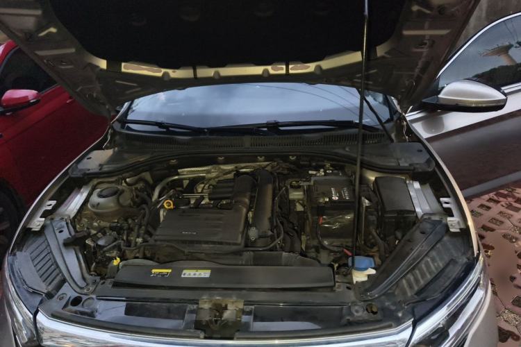 Used Volkswagen Sagitar 2023 280TSI DSG Excellence Plus Edition Engine Bay
