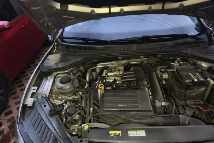 Used Volkswagen Sagitar 2023 280TSI DSG Excellence Plus Edition Engine Bay Right