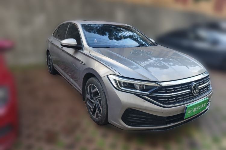 Used Volkswagen Sagitar 2023 280TSI DSG Excellence Plus Edition Front Right 45 Deg
