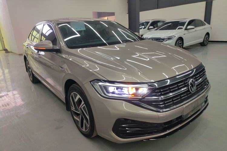 Used Volkswagen Sagitar 2023 280TSI DSG Beyond Lite Edition Front Right 45 Deg