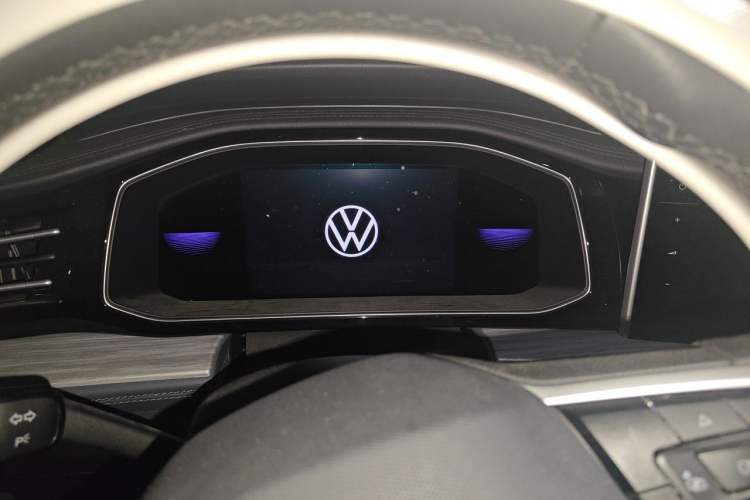 Used Volkswagen Sagitar 2023 200TSI DSG Excellence Edition Instrument Cluster