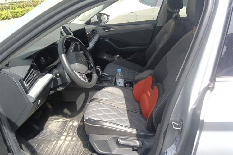 Used Volkswagen Sagitar 2023 280TSI DSG Excellence Edition Left Front Seat