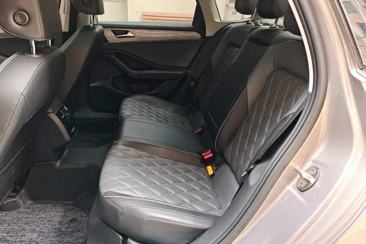 Used Volkswagen Sagitar 2023 300TSI DSG Excellence Edition Left Rear Seat
