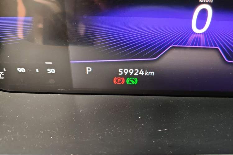 Used Volkswagen Sagitar 2023 300TSI DSG Excellence Edition Odometer Close Up