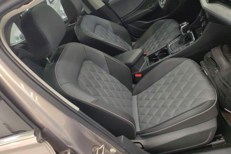 Used Volkswagen Sagitar 2023 280TSI DSG Beyond Lite Edition Right Front Seat