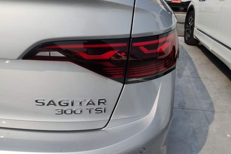 Used Volkswagen Sagitar 2023 300TSI DSG Excellence Edition Right Rear Taillight