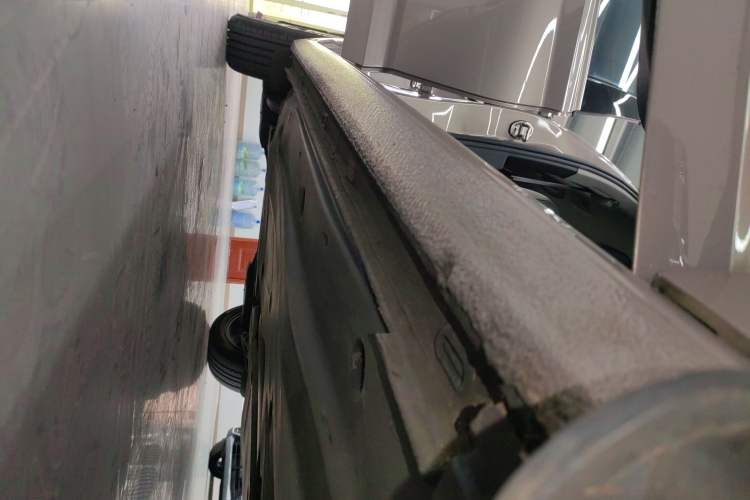 Used Volkswagen Sagitar 2023 280TSI DSG Beyond Lite Edition Right Side Sill