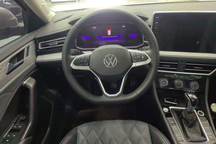 Used Volkswagen Sagitar 2023 280TSI DSG Beyond Lite Edition Steering Wheel