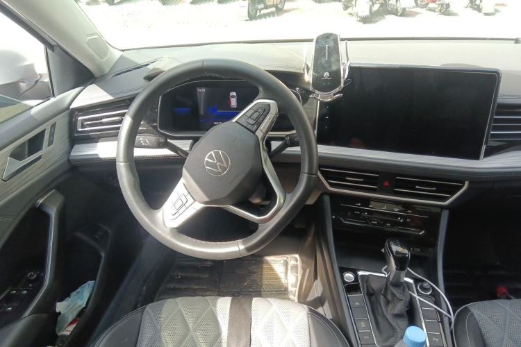 Used Volkswagen Sagitar 2023 280TSI DSG Excellence Edition Steering Wheel