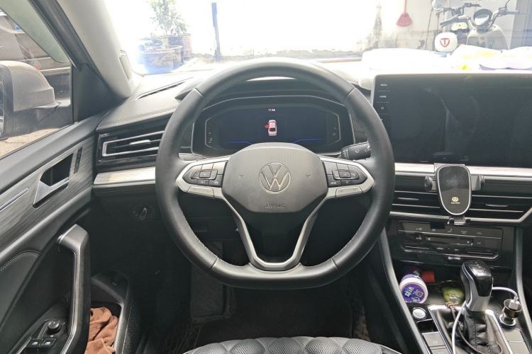 Used Volkswagen Sagitar 2023 280TSI DSG Excellence Edition Steering Wheel