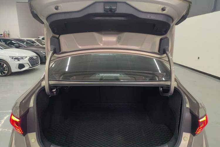 Used Volkswagen Sagitar 2023 280TSI DSG Beyond Lite Edition Trunk