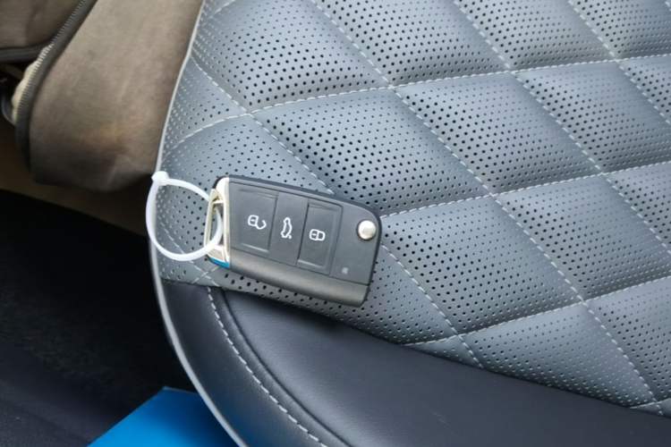 Used Volkswagen Sagitar 2023 300TSI DSG Excellence Edition Vehicle Key