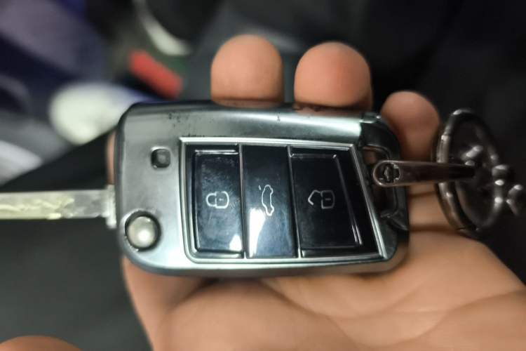 Used Volkswagen Sagitar 2023 300TSI DSG Excellence Edition Vehicle Key