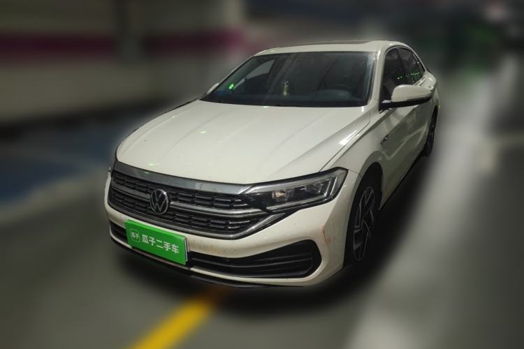 Used Volkswagen Sagitar 2023 300TSI DSG Flyover Edition Guazi used car, China used car export, Used car for sale, Used  cars, Cheapest cars for sale