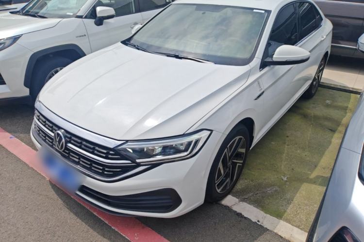 Used Volkswagen Sagitar 2023 300TSI DSG Flyover Edition Guazi used car, China used car export, Used car for sale, Used  cars, Cheapest cars for sale