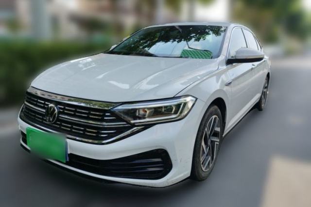 Ojetý Volkswagen Sagitar 2023 280TSI DSG Excellence Plus Edition