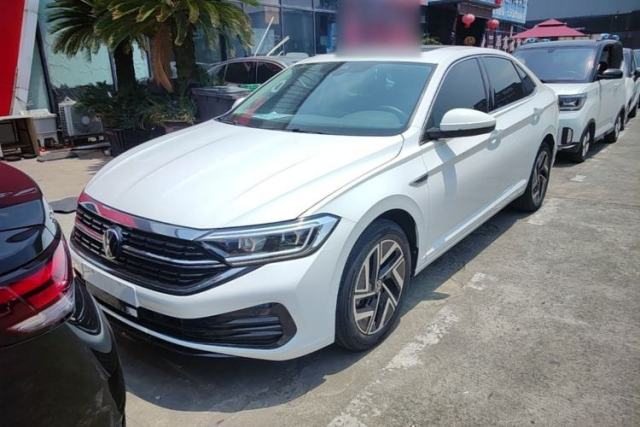 Ojetý Volkswagen Sagitar 2023 300TSI DSG Excellence Edition