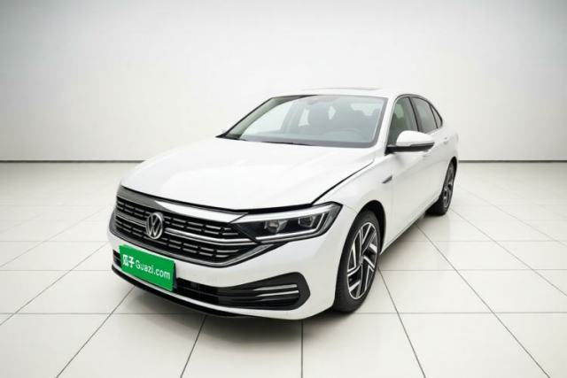 Ojetý Volkswagen Sagitar 2023 300TSI DSG Excellence Edition