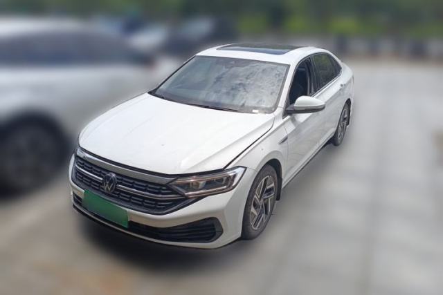 Ojetý Volkswagen Sagitar 2023 300TSI DSG Excellence Edition