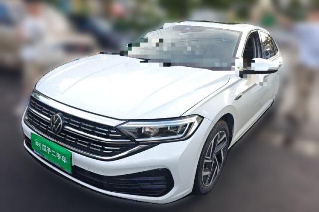 Ojetý Volkswagen Sagitar 2023 300TSI DSG Excellence Edition